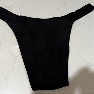 NWT Victoria’s Secret Cotton Size L Black Thong Panties